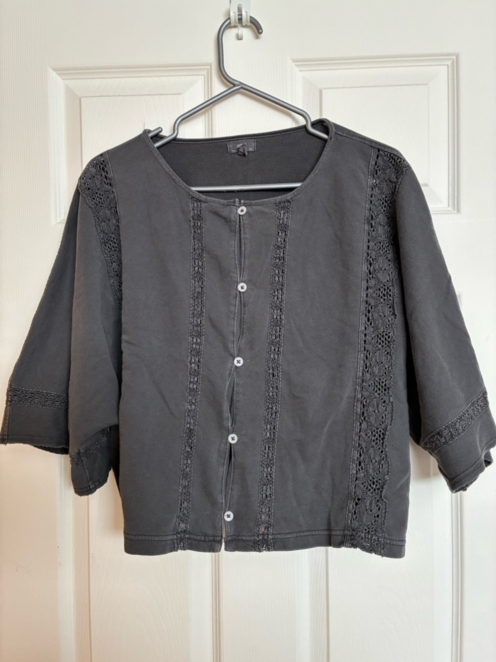 euc aerie large grey cardigan